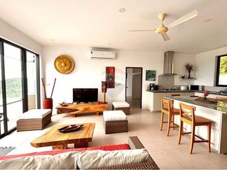 À vendre 3 chambres villa à Ko Samui, Surat Thani