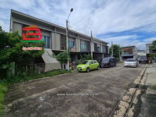 For sale 1 bed townhouse in Don Mueang, Bangkok
