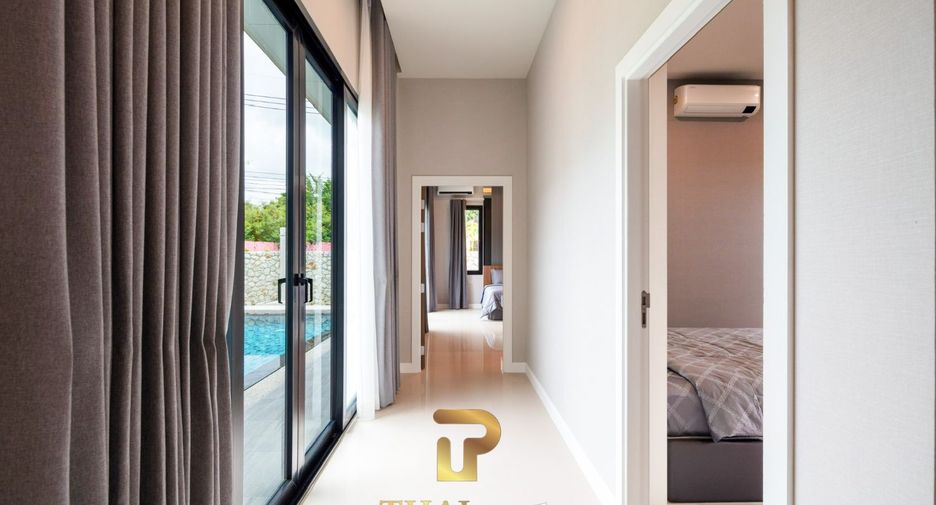 For sale 3 bedrooms villa in Bang Lamung, Chonburi