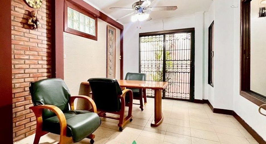 出售 4 卧室 独立屋 在 Khlong Sam Wa, 曼谷