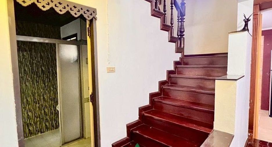 出售 4 卧室 独立屋 在 Khlong Sam Wa, 曼谷