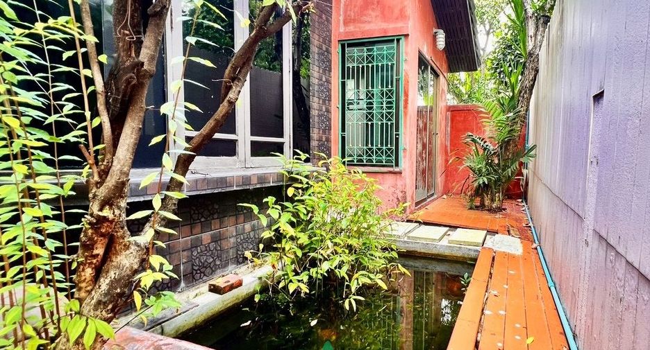 出售 4 卧室 独立屋 在 Khlong Sam Wa, 曼谷
