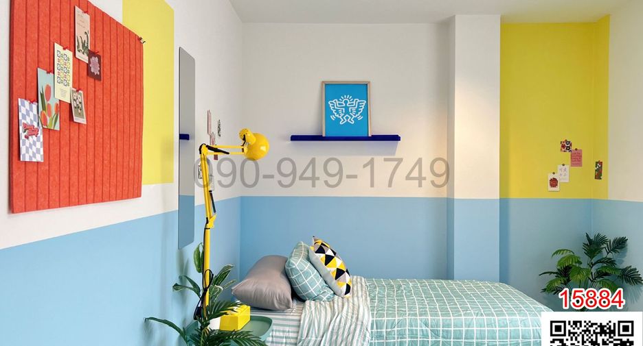 For rent 10 bedrooms townhouse in Watthana, Bangkok