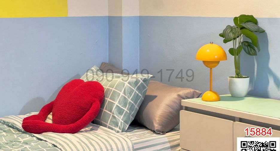For rent 10 bedrooms townhouse in Watthana, Bangkok
