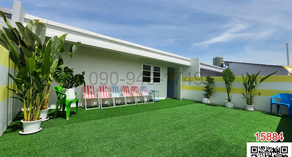 For rent 10 bedrooms townhouse in Watthana, Bangkok