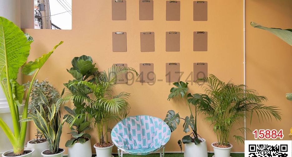 For rent 10 bedrooms townhouse in Watthana, Bangkok