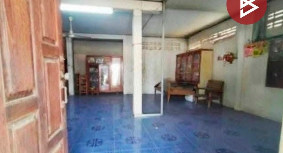 For sale 2 bedrooms house in Mueang Uttaradit, Uttaradit