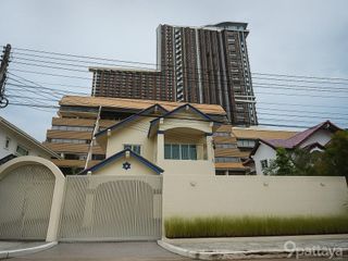 À louer 3 chambres maison à Bang Lamung, Chonburi