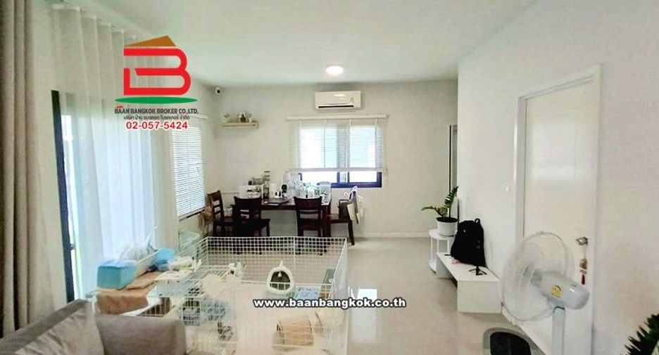 À louer et à vendre 4 chambres maison à Bang Pakong, Chachoengsao