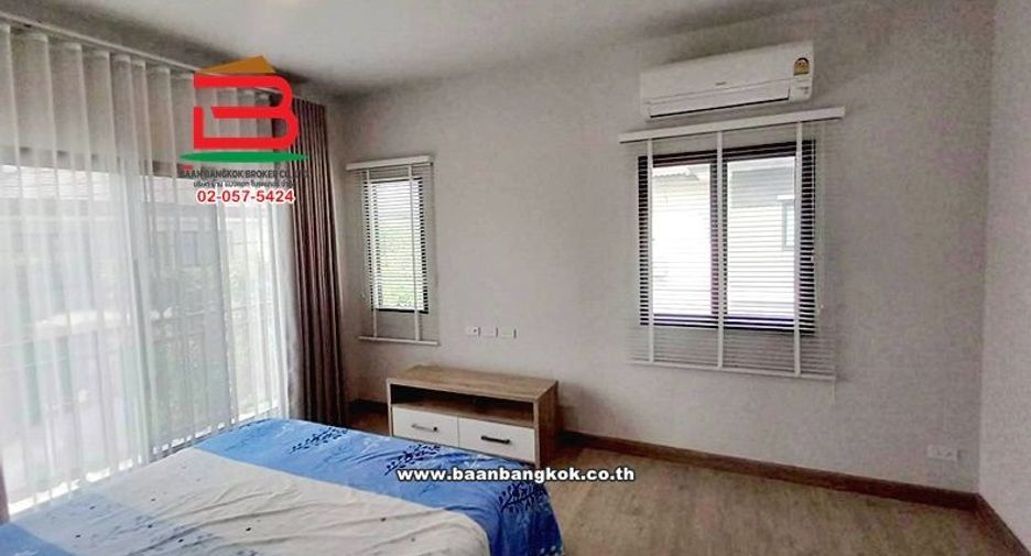 À louer et à vendre 4 chambres maison à Bang Pakong, Chachoengsao
