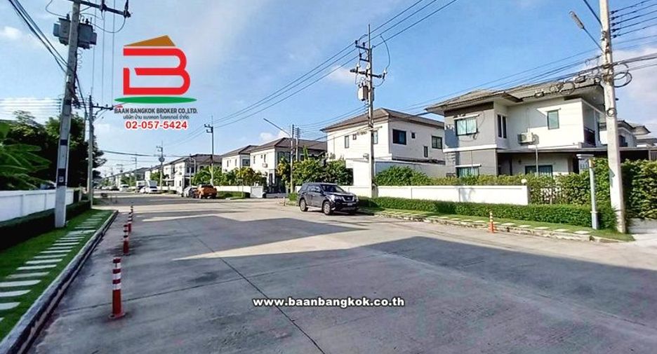 À louer et à vendre 4 chambres maison à Bang Pakong, Chachoengsao