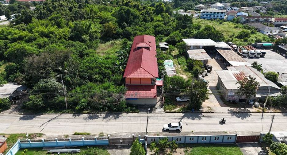 For sale 32 bedrooms apartment in Si Racha, Chonburi
