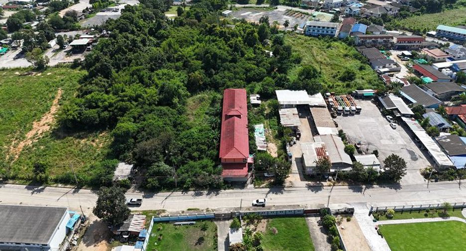 For sale 32 bedrooms apartment in Si Racha, Chonburi