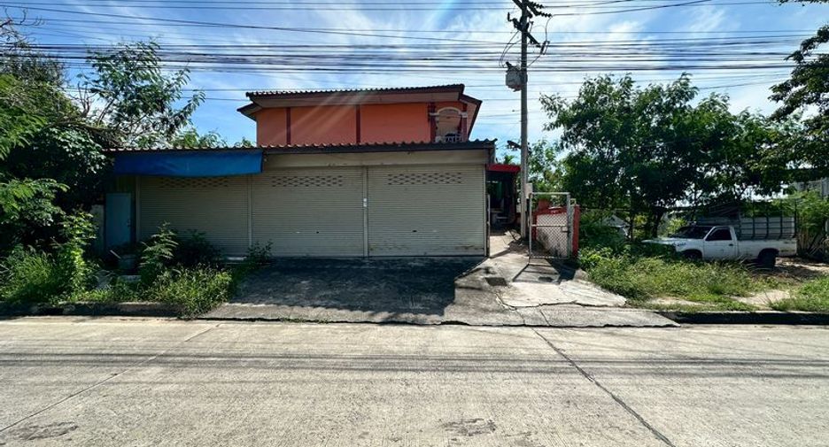 For sale 32 bedrooms apartment in Si Racha, Chonburi