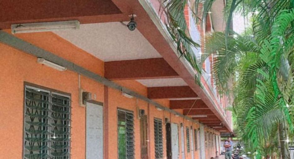 For sale 32 bedrooms apartment in Si Racha, Chonburi