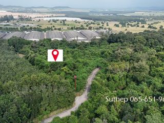 Terreno en venta en Si Racha, Chonburi