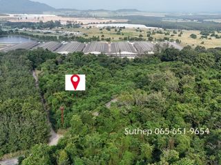 Terreno en venta en Si Racha, Chonburi