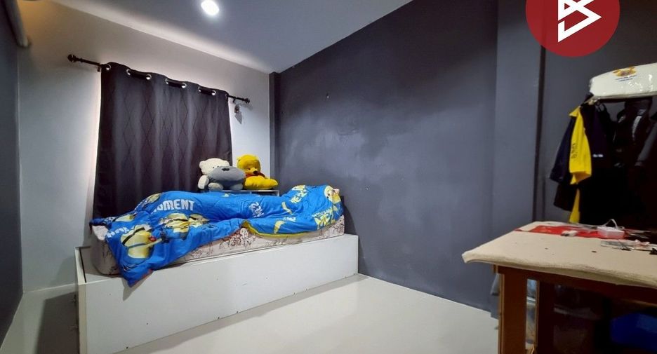 For sale 3 bedrooms townhouse in Mueang Nakhon Pathom, Nakhon Pathom