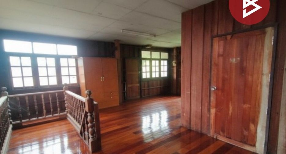 Haus zum Kauf mit 1 Zimmer in Tha Pla, Uttaradit