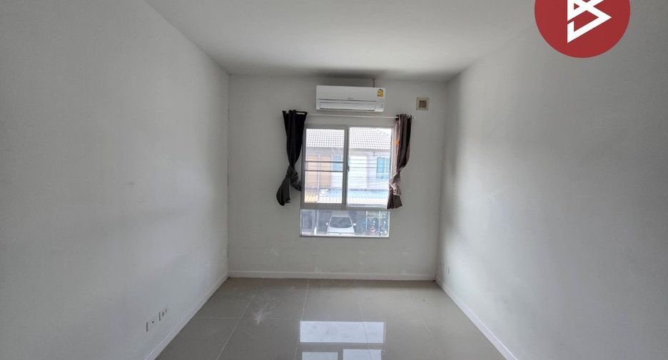 For sale 3 ベッドルーム townhouse in Mueang Samut Prakan, Samut Prakan