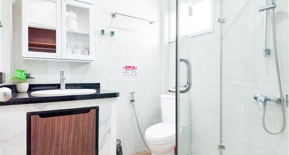 À vendre 3 chambres villa à Bang Lamung, Chonburi