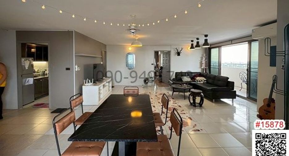 For rent 3 bedrooms condo in Suan Luang, Bangkok