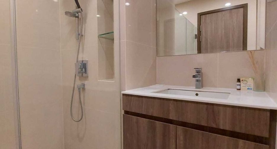 For sale 1 bed condo in Bang Na, Bangkok