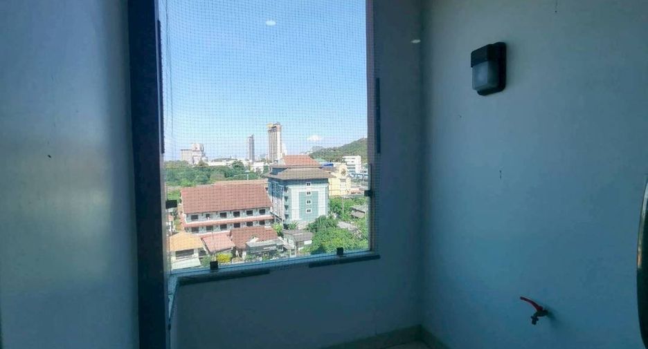 For sale studio condo in Si Racha, Chonburi