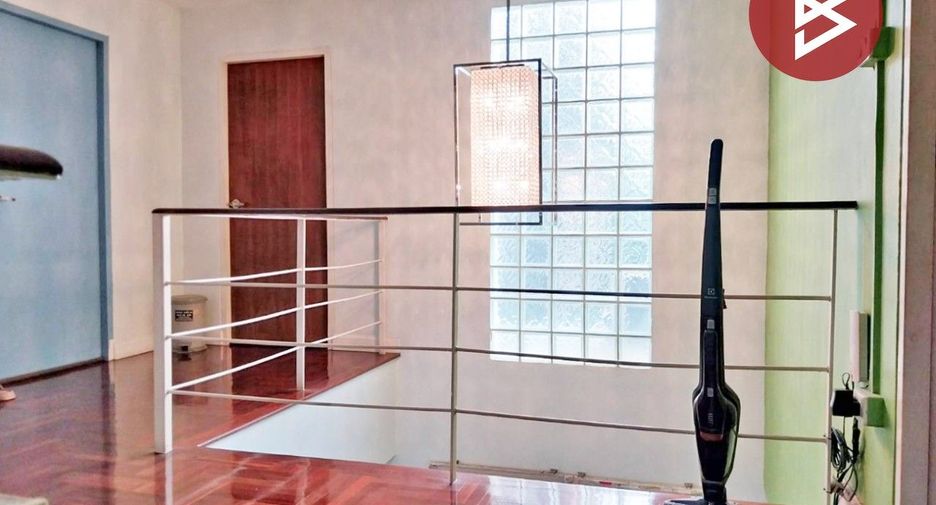 Casa en venta de 4 habitaciones en Bang Phli, Samut Prakan