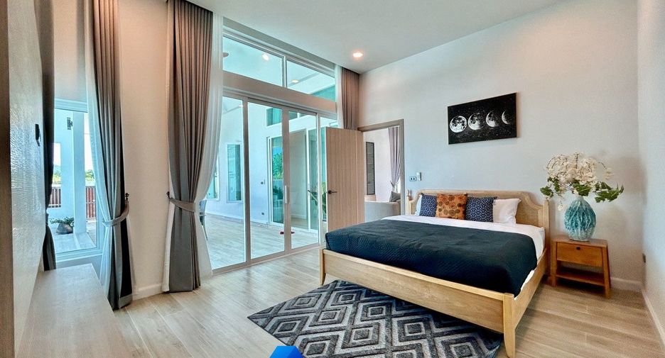 For sale 4 bedrooms villa in Hua Hin, Prachuap Khiri Khan