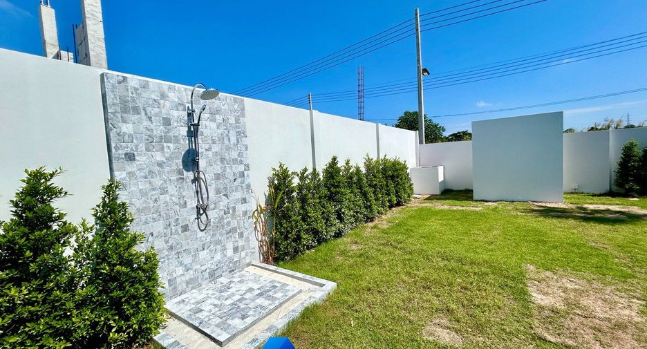 For sale 4 bedrooms villa in Hua Hin, Prachuap Khiri Khan