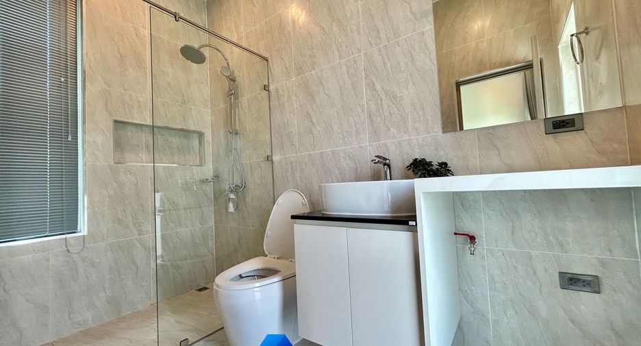 For sale 4 bedrooms villa in Hua Hin, Prachuap Khiri Khan