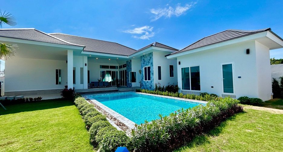 For sale 4 bedrooms villa in Hua Hin, Prachuap Khiri Khan