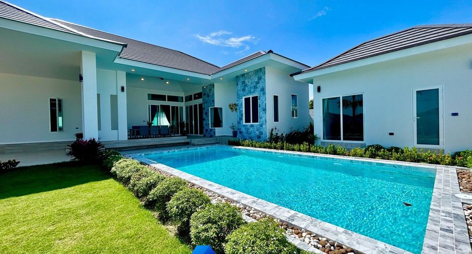 For sale 4 bedrooms villa in Hua Hin, Prachuap Khiri Khan