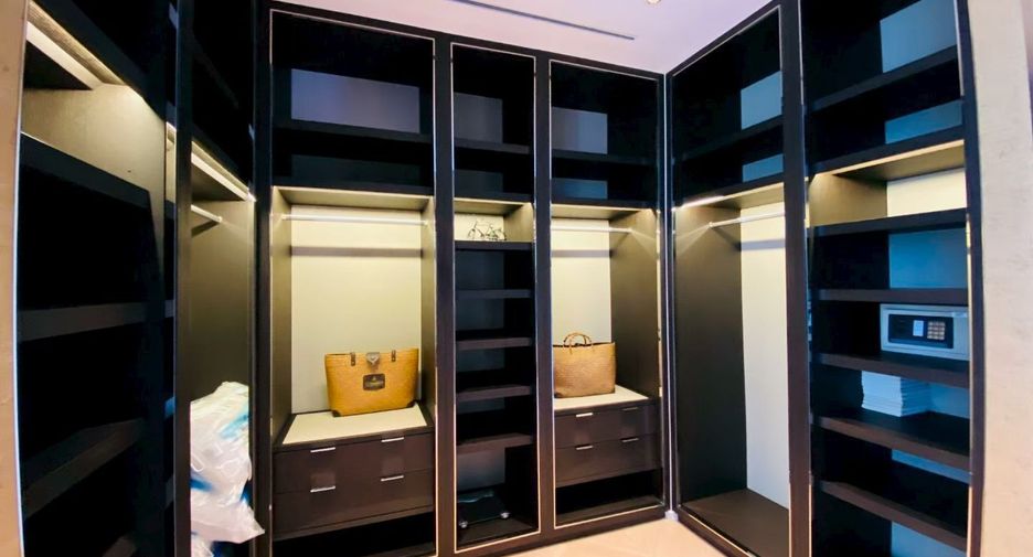 Wohnung zur Miete mit 3 Zimmer in Bang Kho Laem, Bangkok