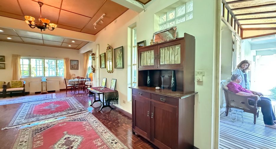 For sale 7 bedrooms house in Mae Rim, Chiang Mai