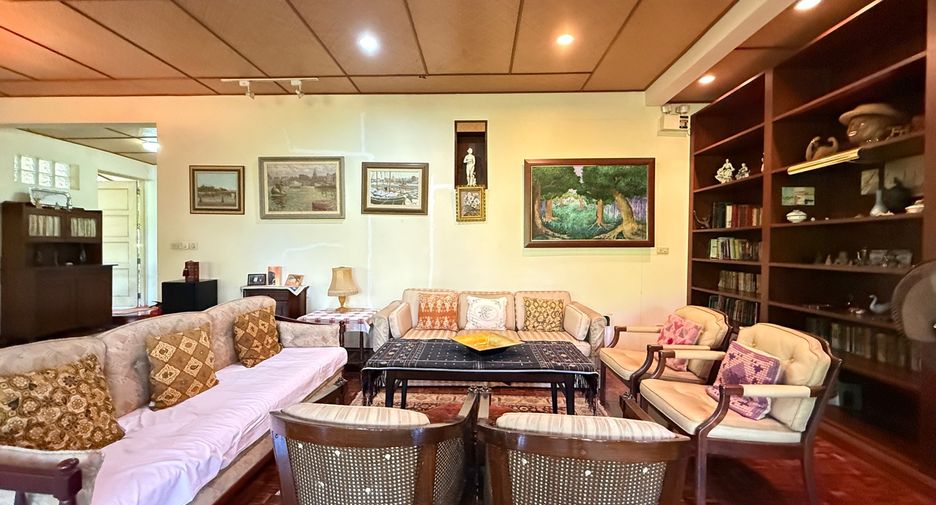 For sale 7 bedrooms house in Mae Rim, Chiang Mai