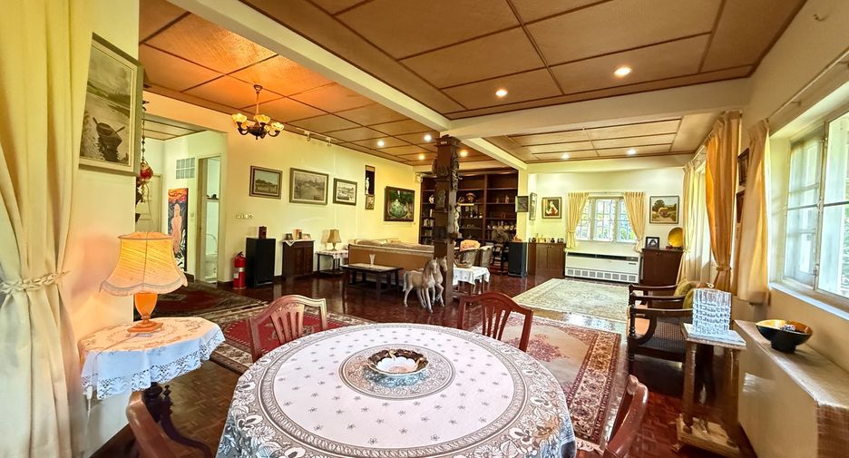 For sale 7 bedrooms house in Mae Rim, Chiang Mai