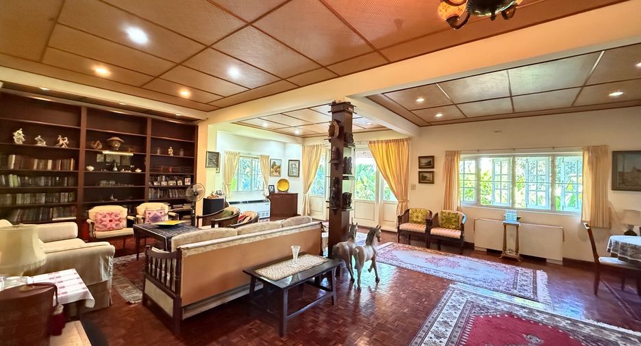 For sale 7 bedrooms house in Mae Rim, Chiang Mai