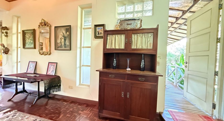 For sale 7 bedrooms house in Mae Rim, Chiang Mai