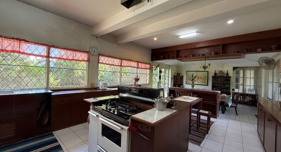 For sale 7 bedrooms house in Mae Rim, Chiang Mai