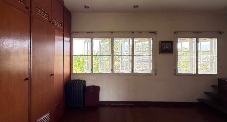 For sale 7 bedrooms house in Mae Rim, Chiang Mai