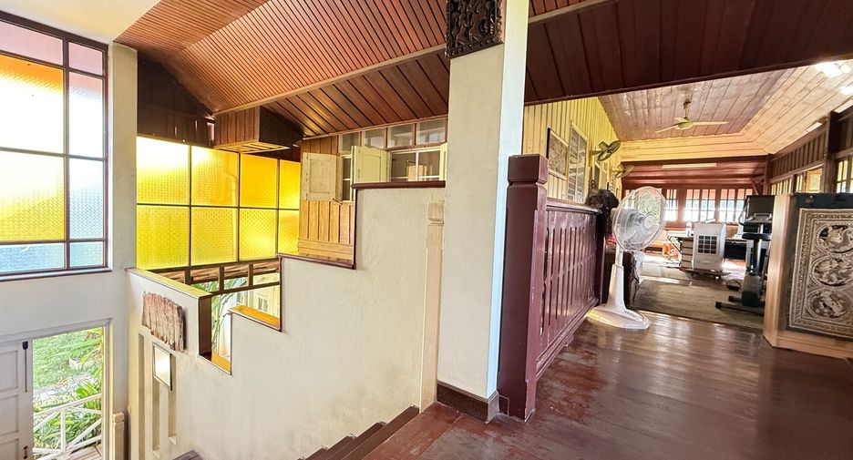 For sale 7 bedrooms house in Mae Rim, Chiang Mai