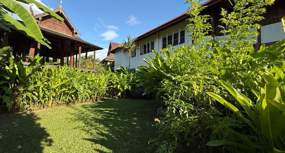 For sale 7 bedrooms house in Mae Rim, Chiang Mai