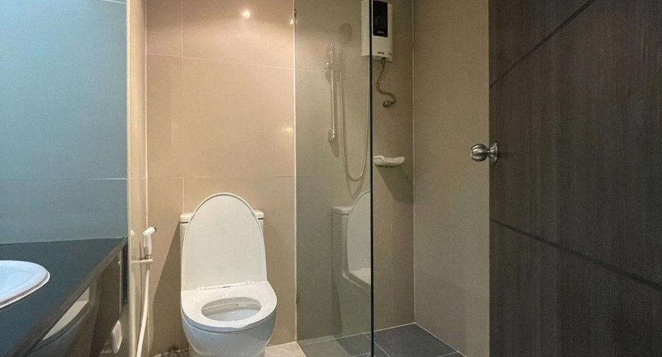 For sale 1 bed condo in Huai Khwang, Bangkok