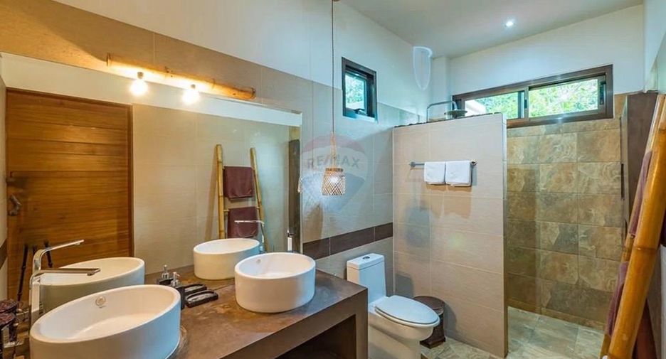 À vendre 3 chambres villa à Ko Samui, Surat Thani