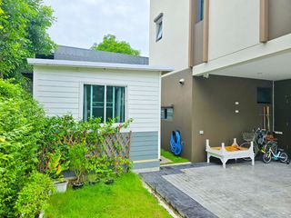 For sale 3 bedrooms house in Taling Chan, Bangkok