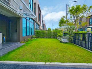 For sale 3 bedrooms house in Taling Chan, Bangkok