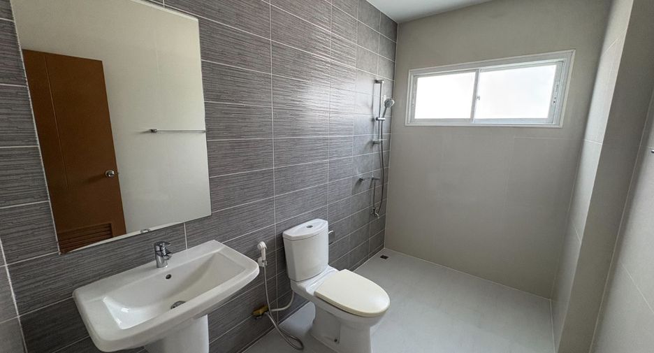 Haus zum Kauf mit 3 Zimmer in Khan Na Yao, Bangkok