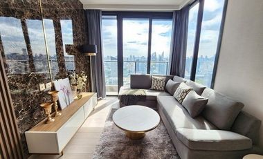 For rent 2 bedrooms condo in Huai Khwang, Bangkok